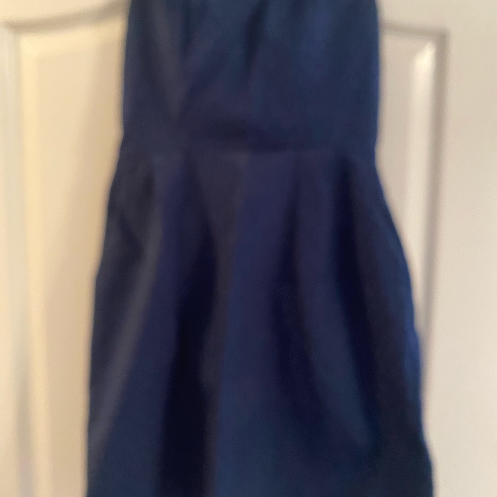 Chic Strapless Navy Dress